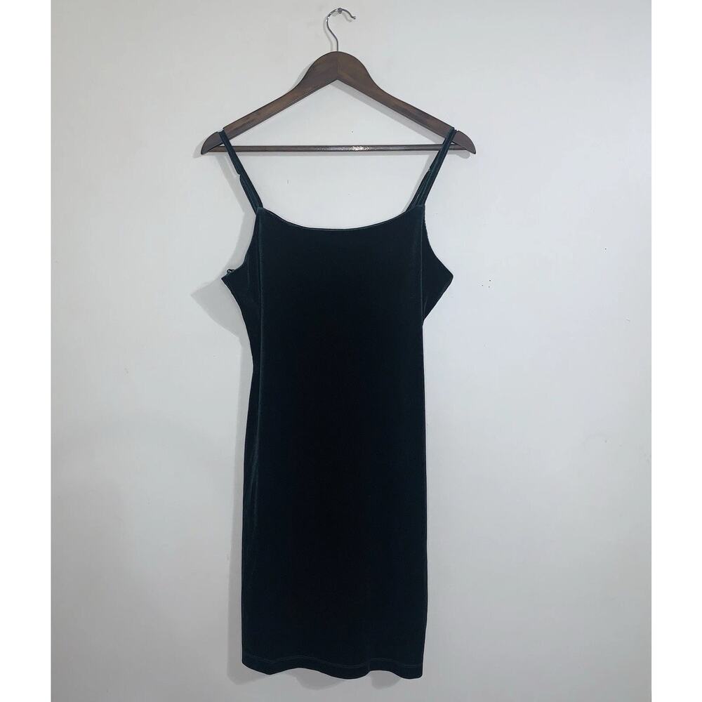 GB | NEW Green Velvet Spaghetti Straps Mini Dress Size L